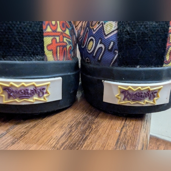 Limited edition Rugrats sneakers Black Women's or youth size 5 - Picture 4 of 7
